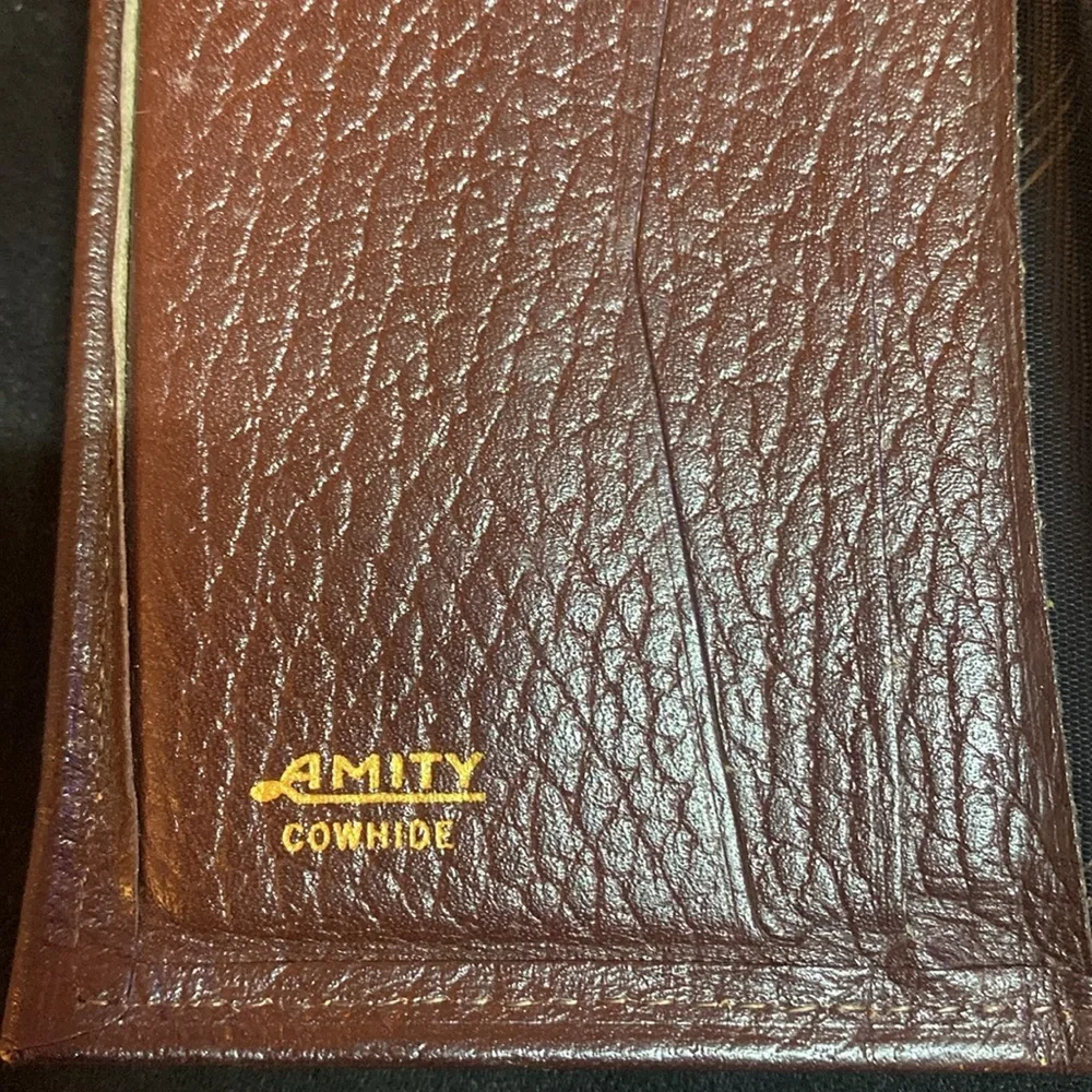 Amity cowhide leather mans wallet